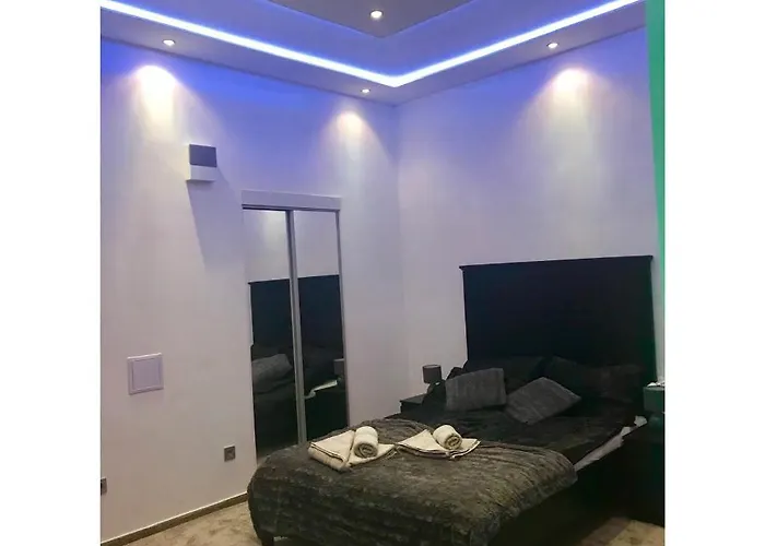 Deluxe Minimal Apartments