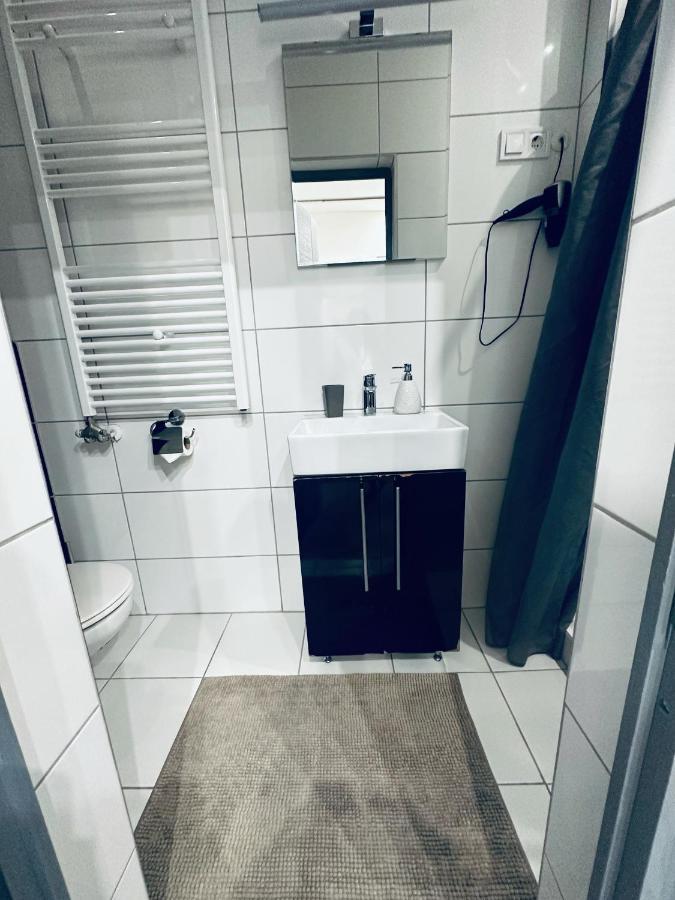 Deluxe Minimal * Budapest