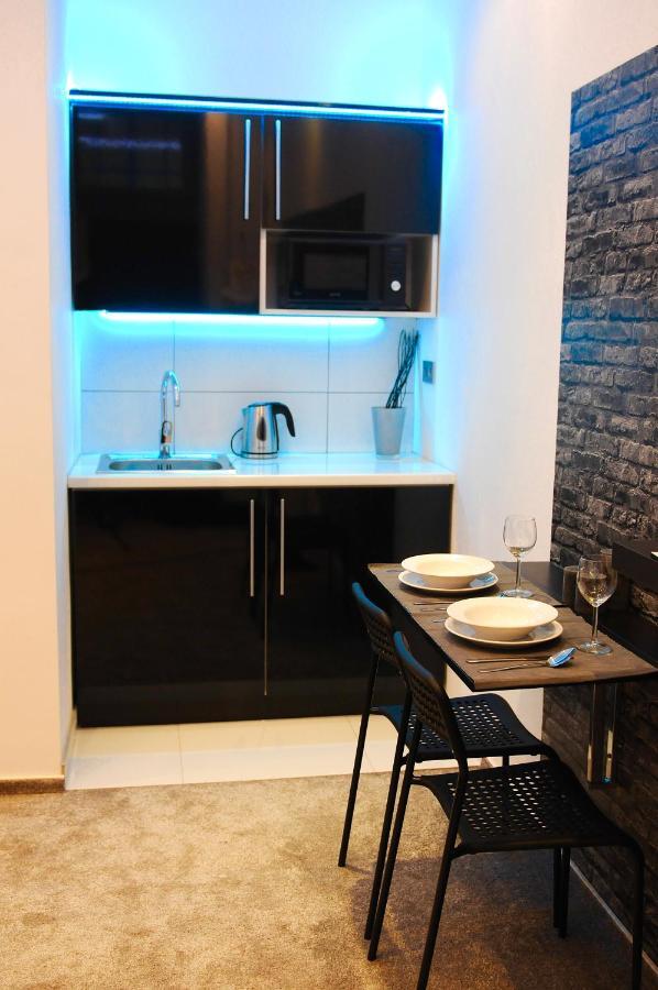 Deluxe Minimal Apartment